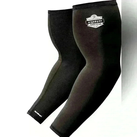 tenacious work gear Other - Tenacious ergodyne work gear 6690 cooling arm sleeve. New.